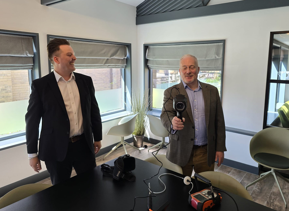 Richard Fuller MP visiting SOS Leak Detection Ltd