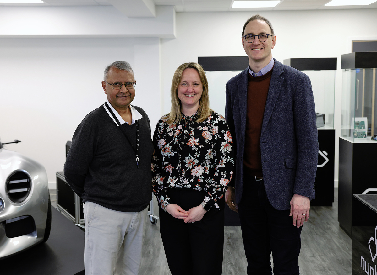 Ian Sollom MP visit to Nyobolt